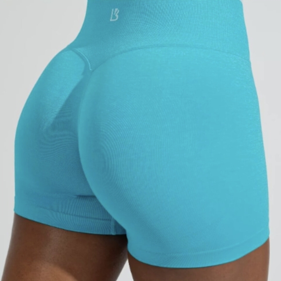 ⭐*New w/o Tags!* BuffBunny BBL Shorts in Aqua Dream - Not Available Online - Picture 2 of 8
